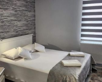 Hotel Mantra - Арад