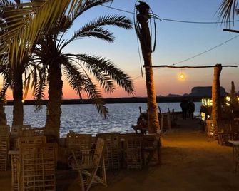 Gazrashek Siwa Hot spring& trips Haven - Siwa - Patio