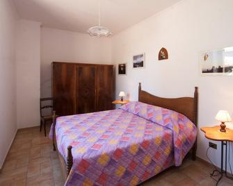 Agriturismo Borgo Podernovo - Bolsena - Bedroom