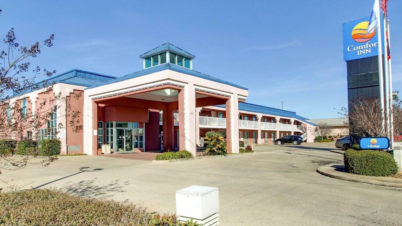 Quality Inn Brookhaven