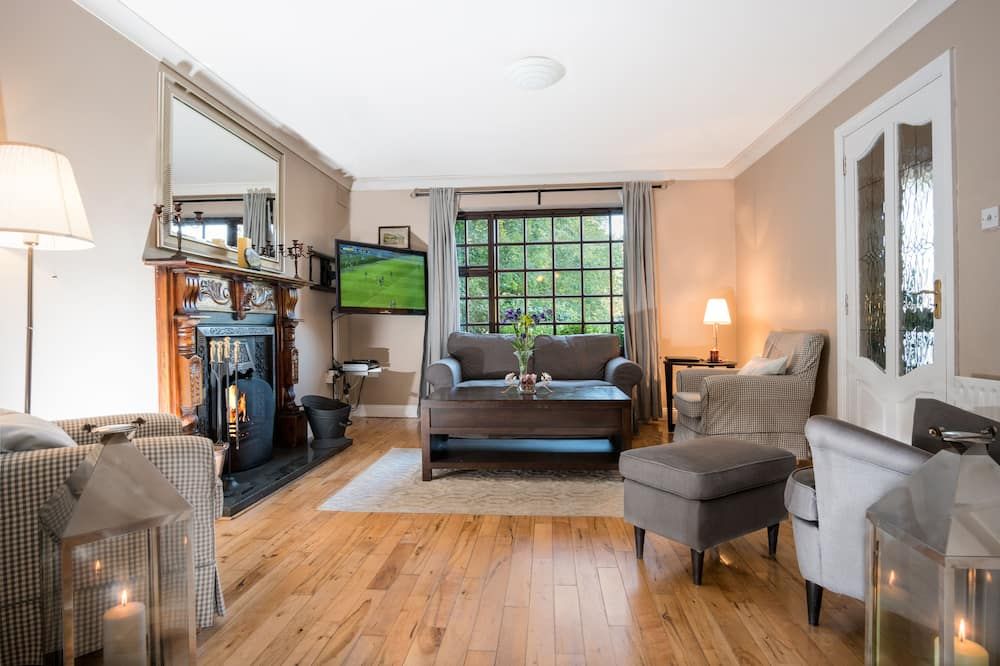 Woodside Lodge accomodation - ווסטפורט - סלון