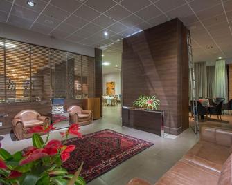 Hotel Gran Odara - קויאבה - לובי