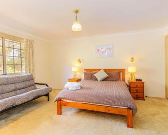 Spectacular Stanthorpe Villa - Stanthorpe - Bedroom