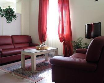 Hotel Europa - Villafranca di Verona - Living room