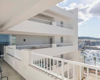 Horizon Suites By The Sea - Saint Paul’s Bay - Balkon