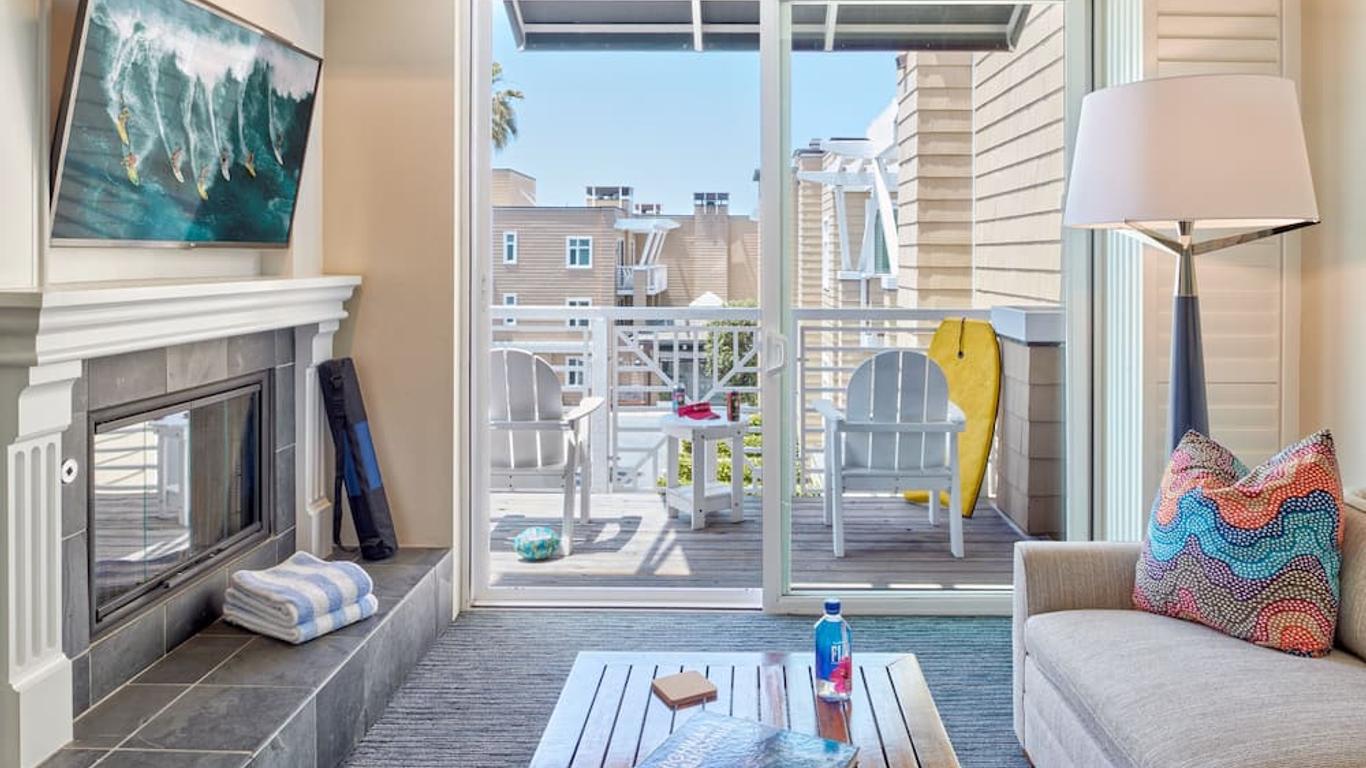 Beach House Hotel at Hermosa Beach