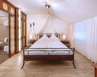 Hotel Neuwirt - Sauerlach - Schlafzimmer