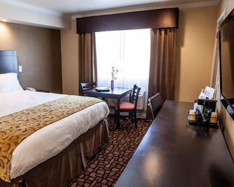 Marinwood Inn & Suites - Novato - Спальня