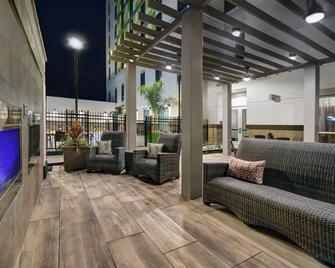 Home2 Suites by Hilton Houston Medical Center - Houston - Lobby