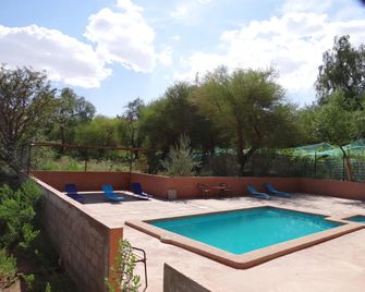 Inti & Killa Hostal - San Pedro de Atacama - Bể bơi