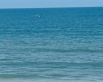 2 bedroom garden city ocean front - Murrells Inlet - Beach