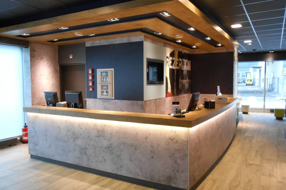 ibis budget Zurich City West - ציריך - דלפק קבלה