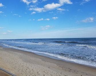Beach Getaway|Family Fun|Endless Breezes| Bikes| - Sneads Ferry - Playa