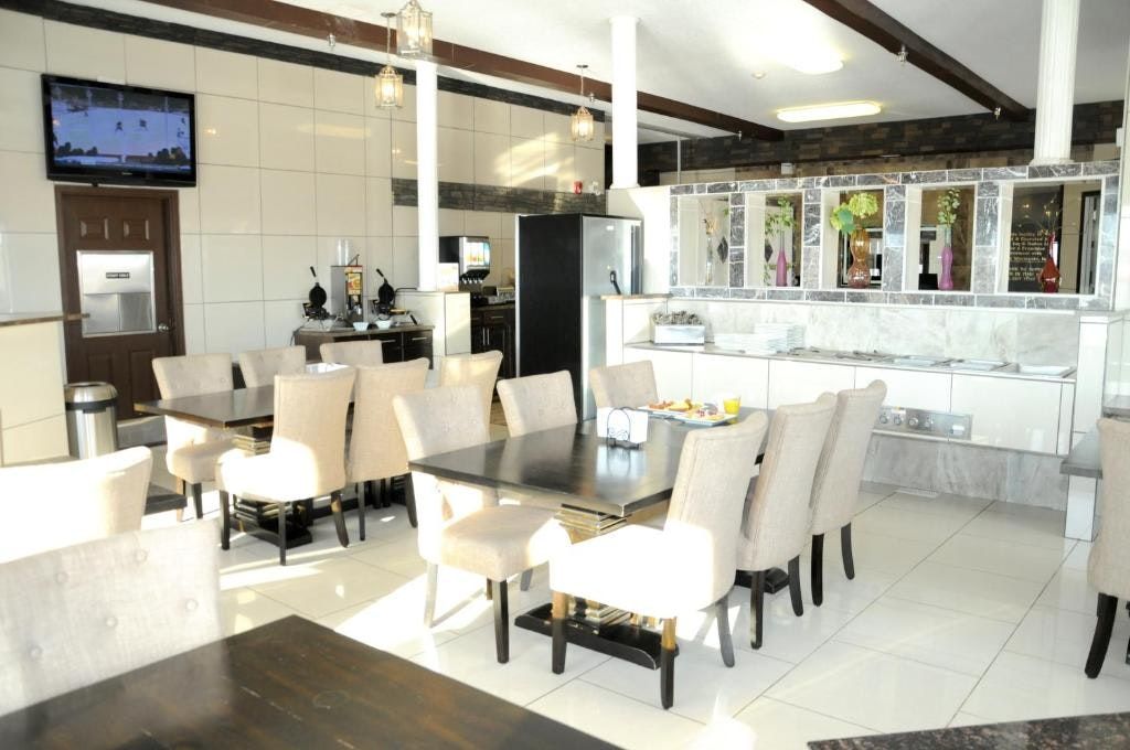 High Point Inn & Suites Peace River - Peace River - Restaurace