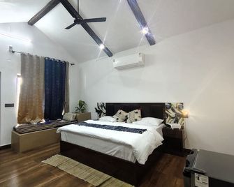 The Tiger Waterfront Resort - Pilibhit