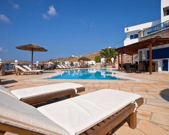 Hermes Hotel - Mylopotas - Pool