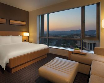 Hyatt Place Pune Hinjawadi - Pune - Schlafzimmer