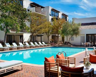 شيراتون بالو ألتو هوتل - بالو التو - حوض السباحة