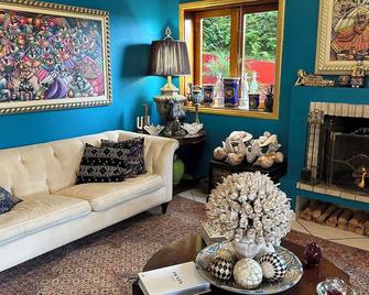 بوسادا دي تشارمي فيلا ناتال - كامبوس لا خورداو - غرفة معيشة