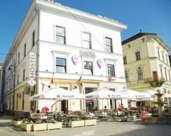 B13 Hostel - Sibiu - Gebouw