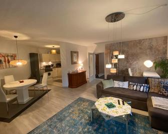 Ferienwohnung Mölln am Kurpark - Mölln - Wohnzimmer