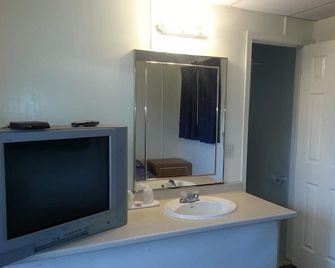 Americana Motel - Avenel - Habitación