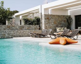 Hidden Hill Naxos Villas - Naxos