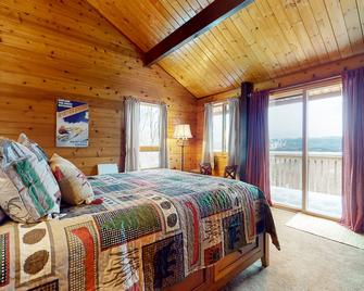 Mountain View Chalet - Dover - Schlafzimmer