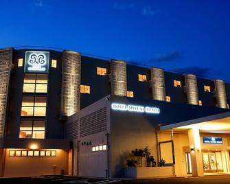 Hotel Miyuki Beach - Onna - Budova
