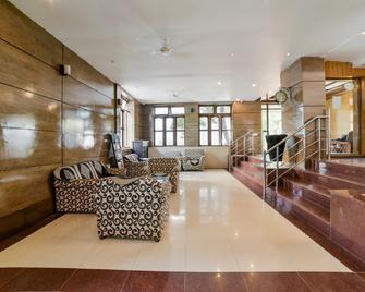 Capital O 26492 Hotel Linda Goa - Baga - Lobby