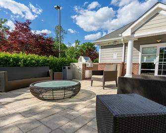 Residence Inn by Marriott Princeton at Carnegie Center - Princeton - Βεράντα