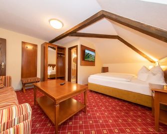 Brauerei-Gasthof Hotel Post - Nesselwang - Sypialnia