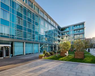 NH Savona Darsena - Savona - Building
