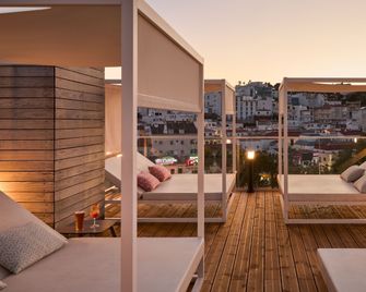 Hotel Indigo Albufeira By IHG - Albufeira - Balcony