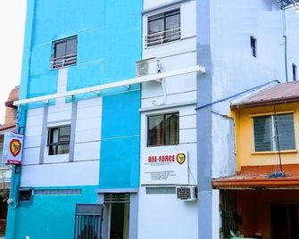 Bee-Force Backpackers - Hostel - Lapu-Lapu City - Building
