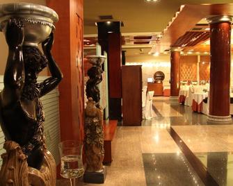 Grand Hotel Europa - Shkodër - Lobby