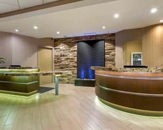 Best Western Plus Coeur d'Alene Inn - קר ד'אליין - דלפק קבלה