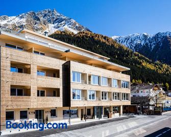 Aktiv Hotel Edelweiss - Resia - Edificio