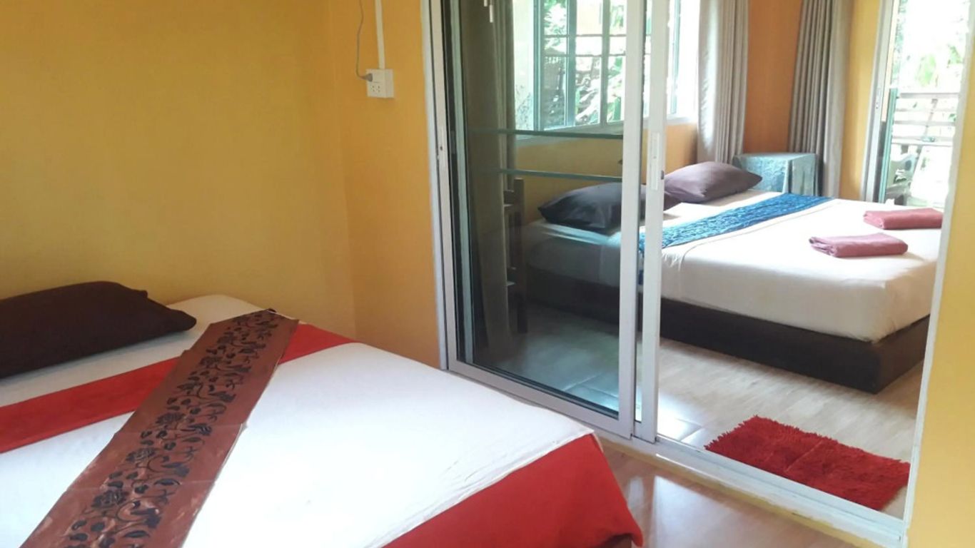 Jj Beach Resort & Jj Seafood