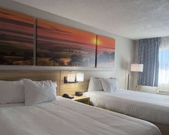 Days Inn by Wyndham Hannibal - Hannibal - Camera da letto