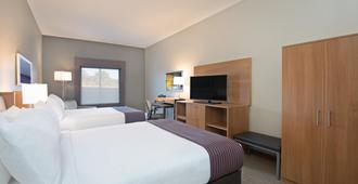 Holiday Inn Express & Suites Hot Springs - הוט ספרינגס