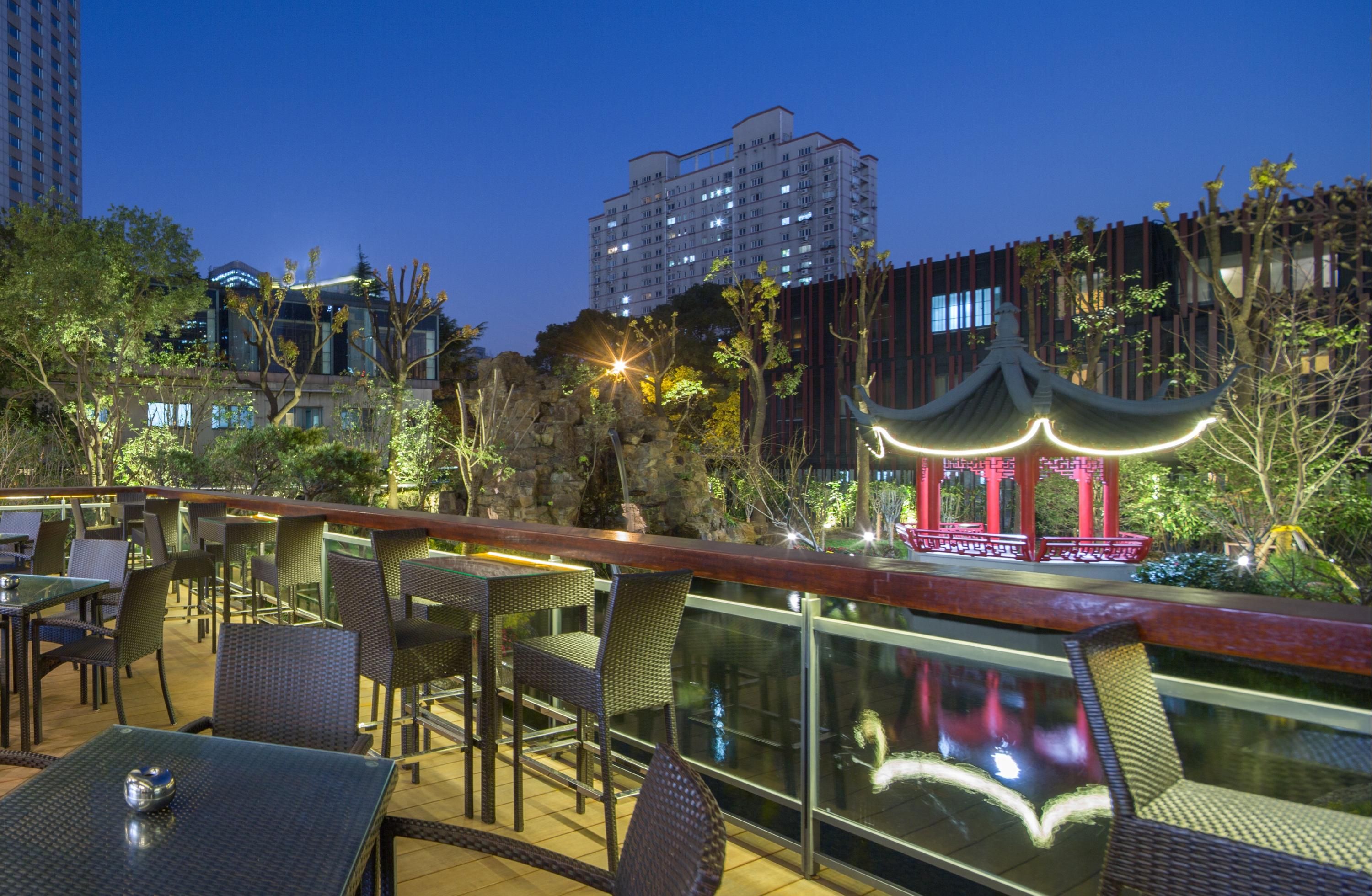 Golden Tulip Shanghai Rainbow thumbnail 2