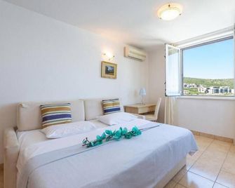 Tamarix Residence - Vinjerac - Chambre