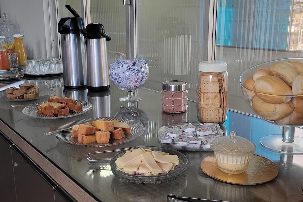 Hotel Itatiaia - São Luiz - Buffet