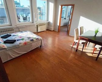 Fantastic-Inn Zielona Góra - Sulechowska - Zielona Góra - Yatak Odası