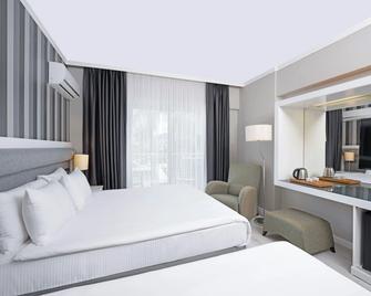 Kemer Millenium Resort - Kemer - Schlafzimmer