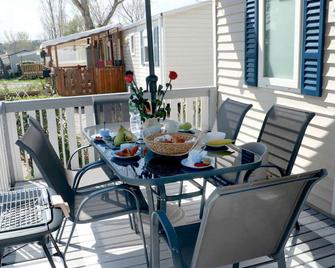 Sandilou Lespetitsbonheurs 2 Chambres Climatisé Tv - Sigean - Balcon