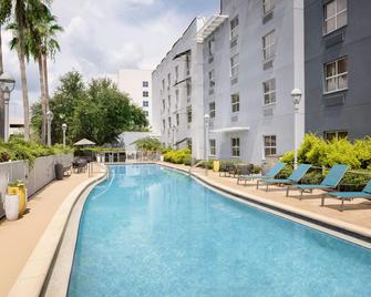 TownePlace Suites by Marriott Tampa Westshore/Airport - טמפה - בריכה