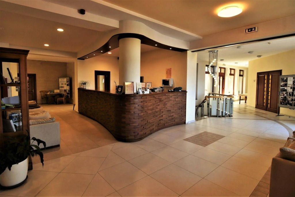 Hotel Kolping - בראסוב - דלפק קבלה