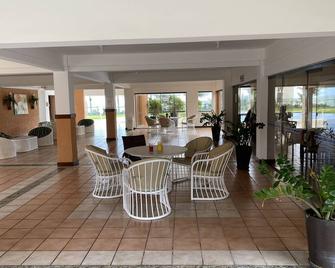 Praia de Guarajuba Genipabu Summer House - Camacari - Lobby